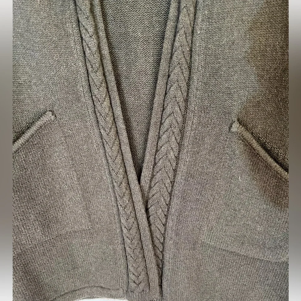 NEW Tahari Olive Green Cardigan Sweater Size XS -S From Pockets.